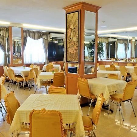 Plaza Hotel Harco Mangga Dua Τζακάρτα Εξωτερικό φωτογραφία