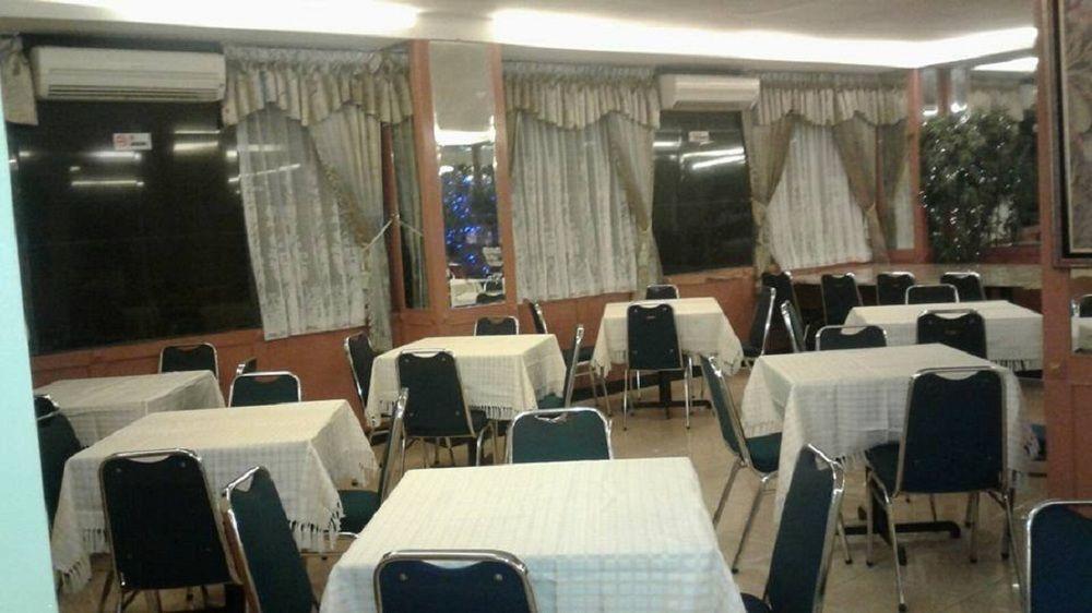 Plaza Hotel Harco Mangga Dua Τζακάρτα Εξωτερικό φωτογραφία