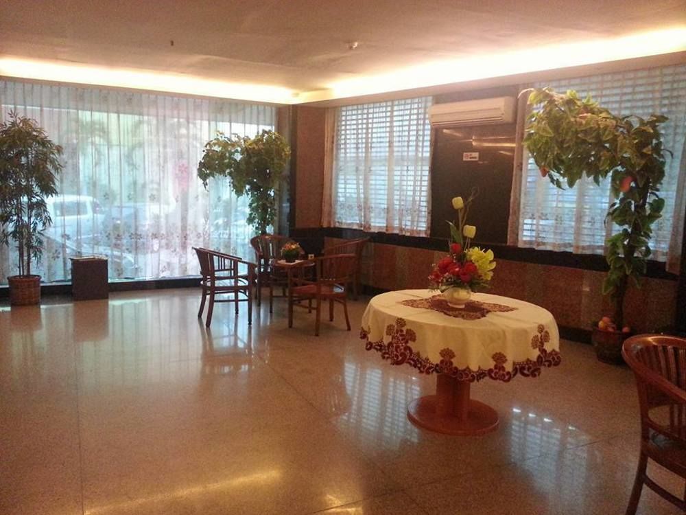 Plaza Hotel Harco Mangga Dua Τζακάρτα Εξωτερικό φωτογραφία